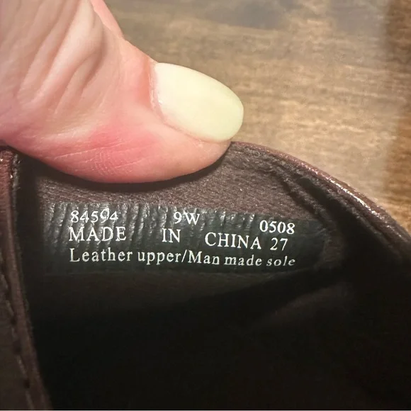 Clark’s slides. Women’s size 9. Brown leather. Excellent condition. Mules - Picture 6 of 7